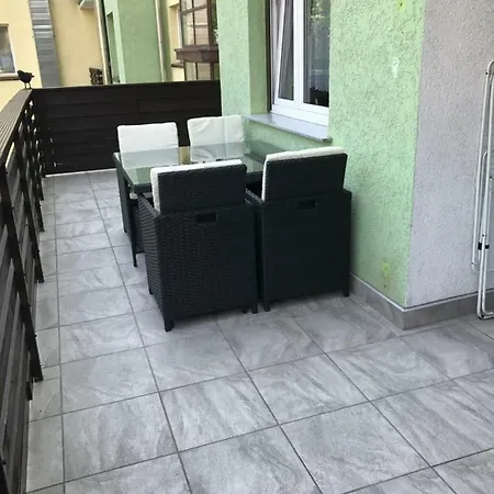 아파트 Apartament Black & White 미엥지즈드로예