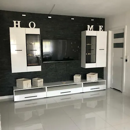 Apartament Black & White 미엥지즈드로예